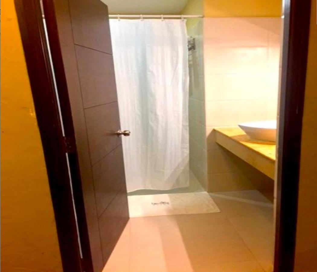 Breathing Earth - Rooms And Pool Kolkata Ngoại thất bức ảnh
