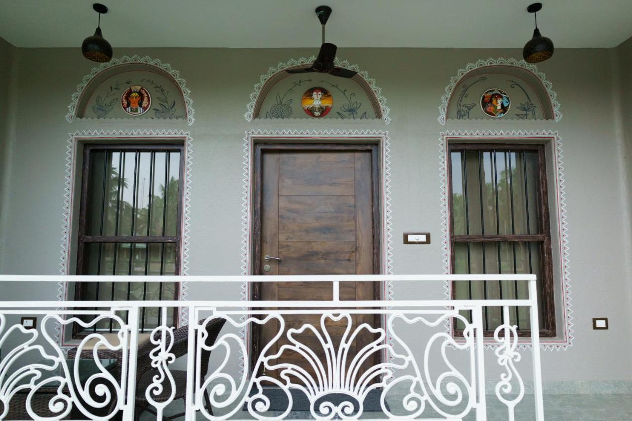Breathing Earth - Rooms And Pool Kolkata Ngoại thất bức ảnh