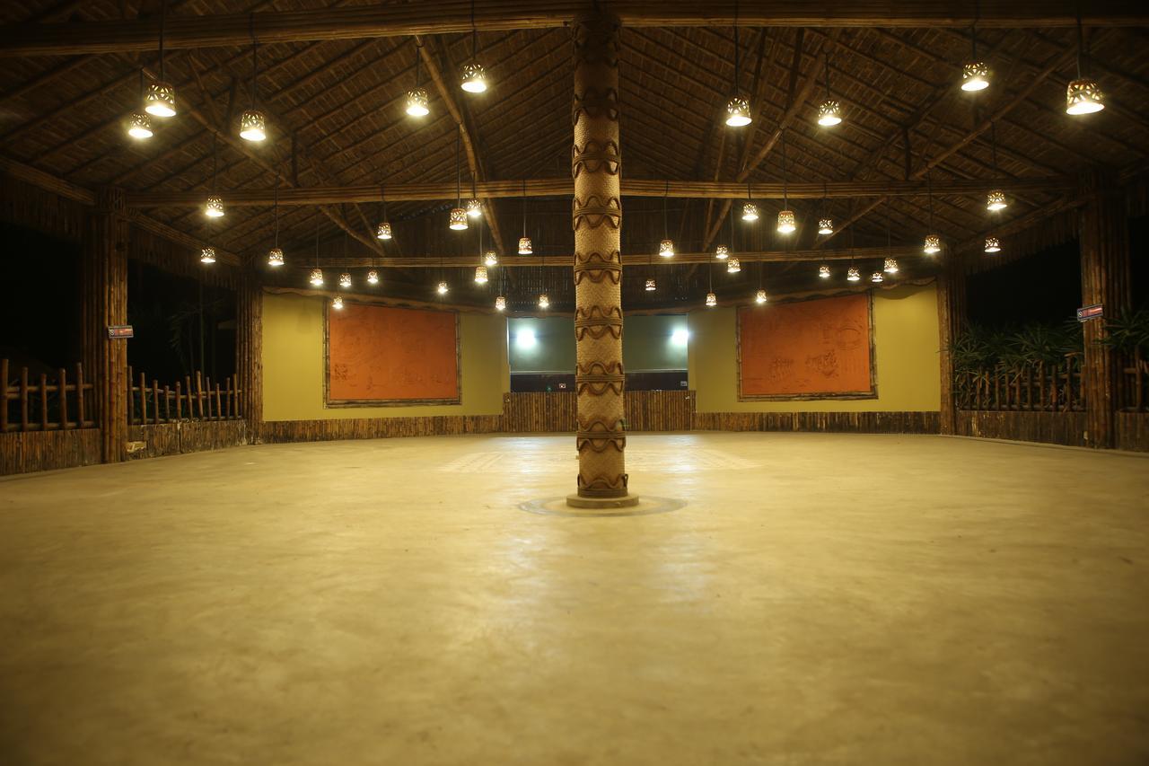 Breathing Earth - Rooms And Pool Kolkata Ngoại thất bức ảnh