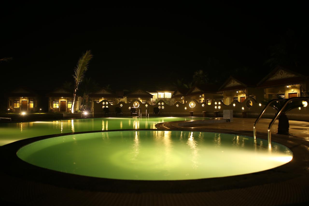 Breathing Earth - Rooms And Pool Kolkata Ngoại thất bức ảnh
